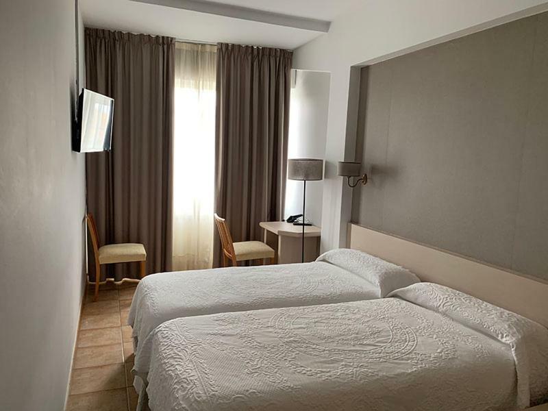 Brial Hotel *